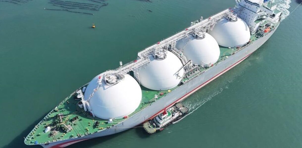 Україна підписала третій контракт на газ зі США