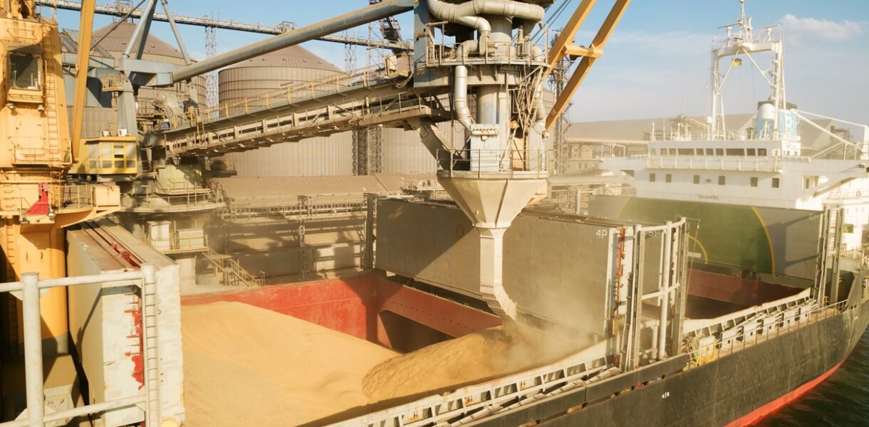 Україна скоротила експорт агропродукції на понад 23% - УКАБ
