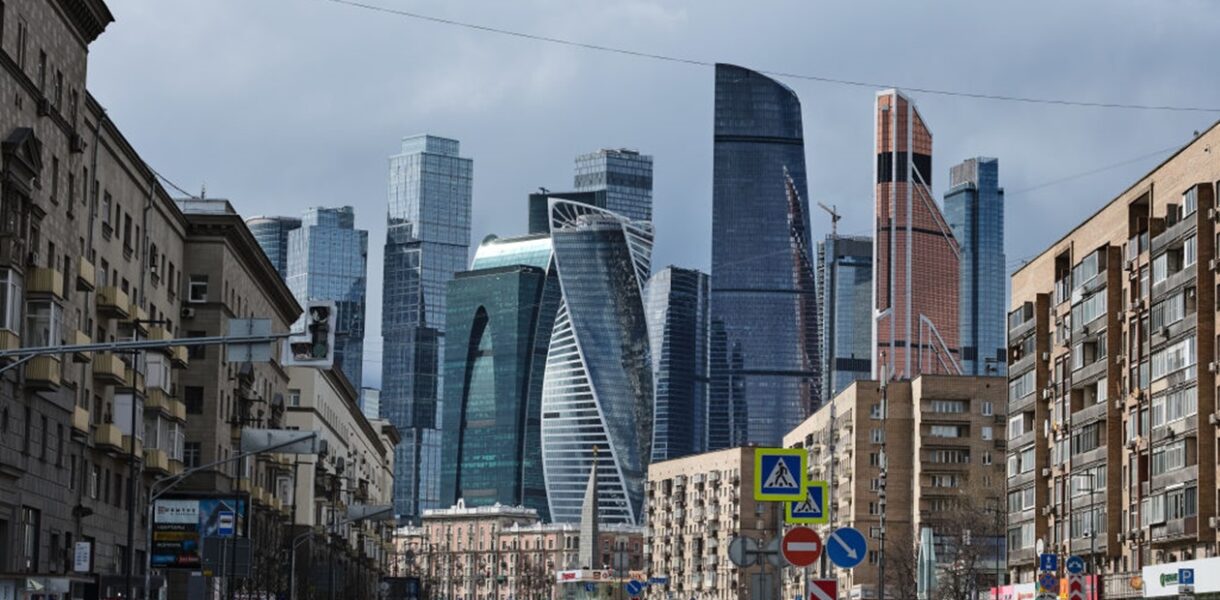 Дефіцит бюджета Росії зріс майже на 200%