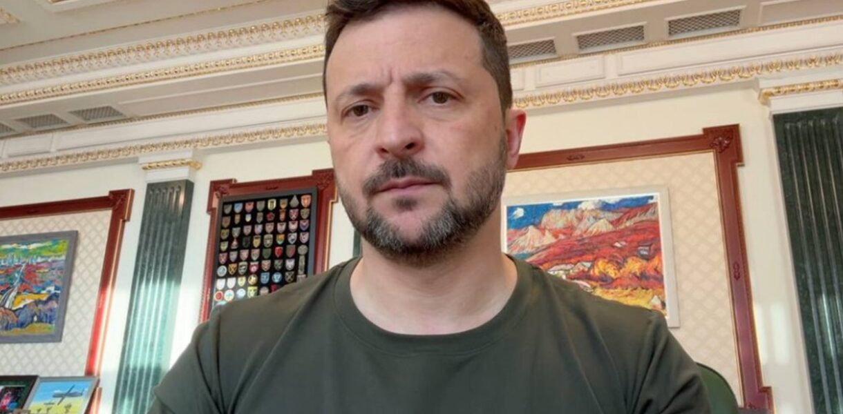 Зеленський про переговори: Очікую, хто буде від РФ