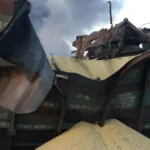 На Київщині ворог пошкодив залізницю та вагони із зерном