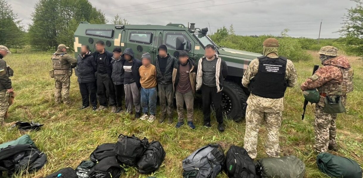 Прикордонники затримали громадян Афганістану на Рівненщині