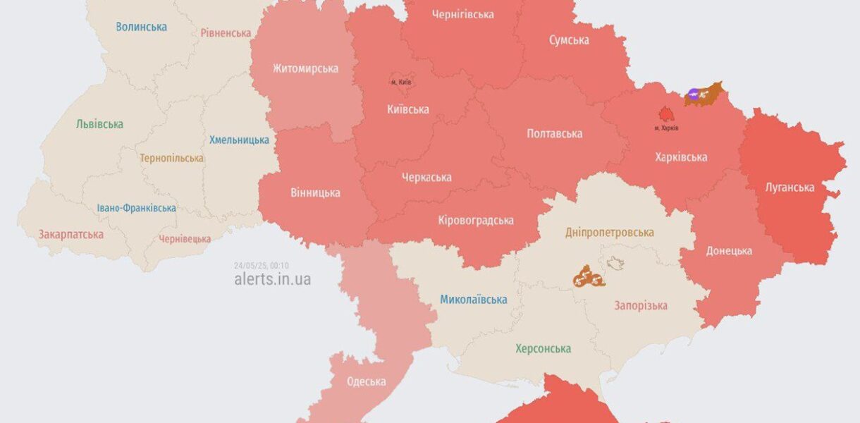 В Одесі пролунали вибухи на тлі дронової атаки