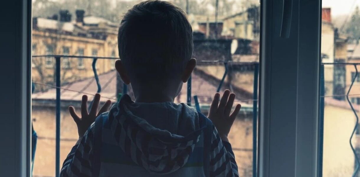 Нібито "рятують": що відбувається з українськими дітьми в Росії
