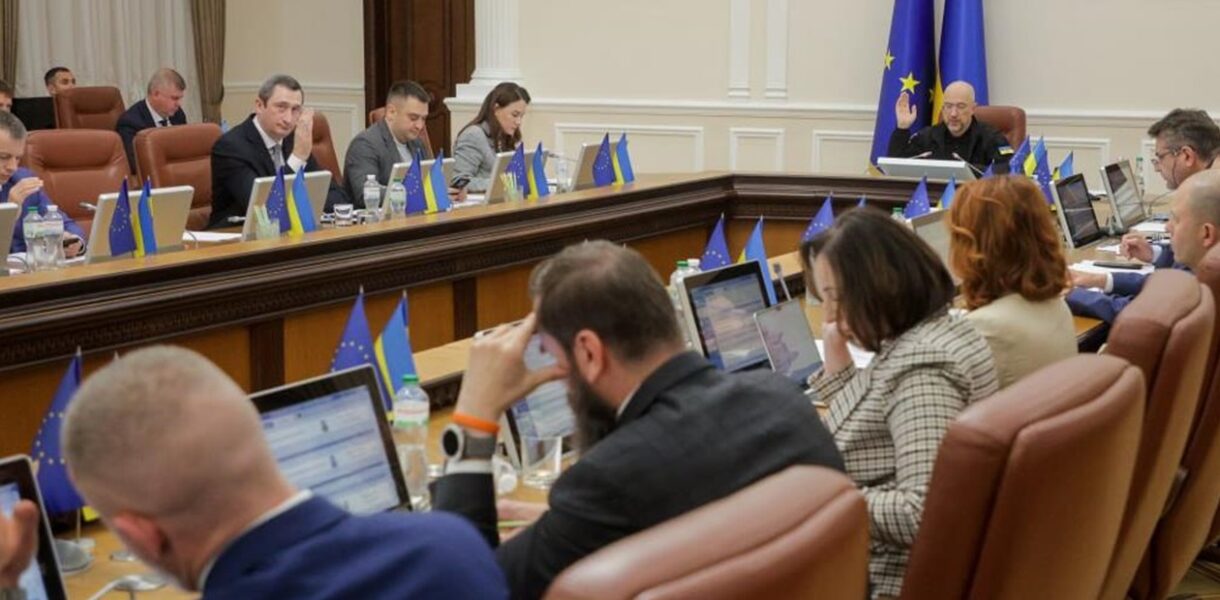 Уряд вирішив збільшити видатки на 449 млрд