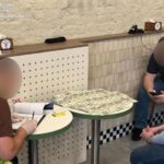 У Києві працівника суду за гроші "допомагав" колегам оновити дані в ТЦК