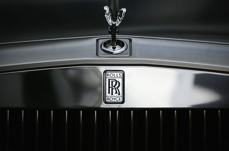 В Росії зріс попит на люксові Rolls-Royce і Ferrari