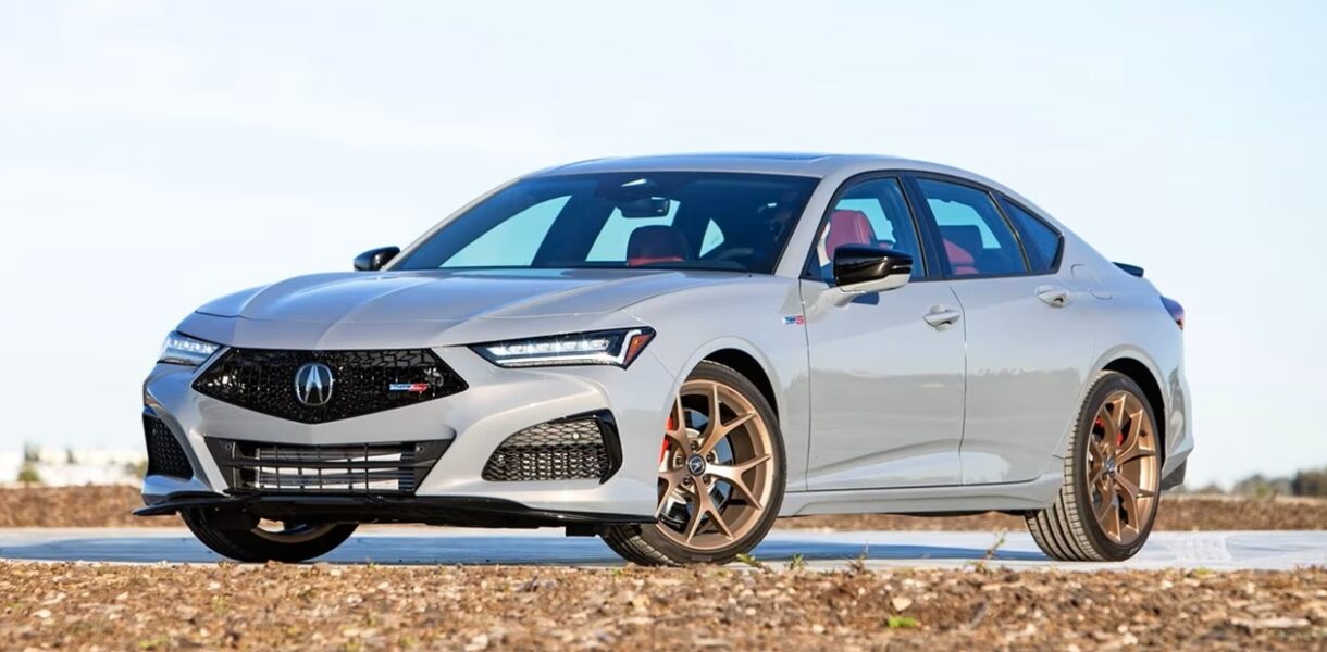 Acura знімає з виробництва седан TLX через низький попит
