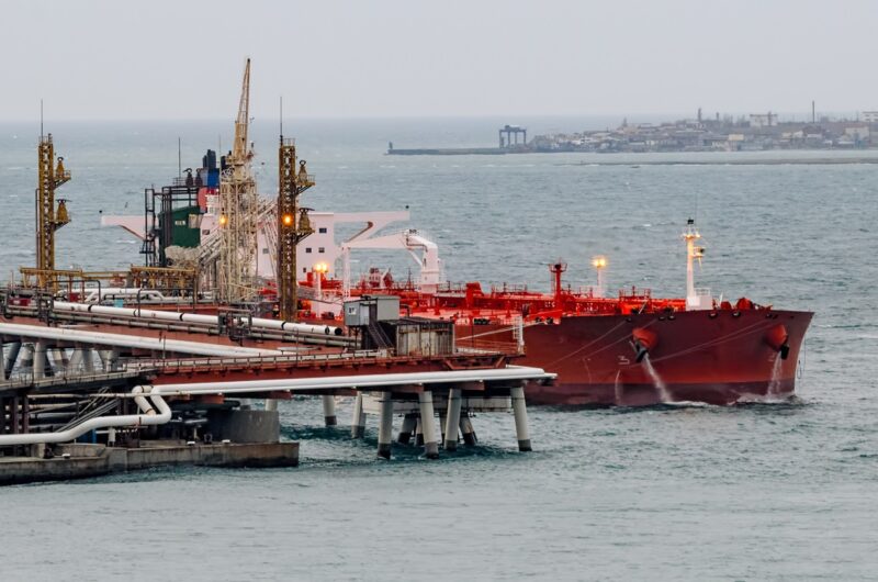 В’єтнам почав закупляти в Росії нафтохімічну сировину