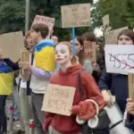У Маріїнському парку люди вийшли на підтримку законопроєкту про незалежність НАБУ і САП