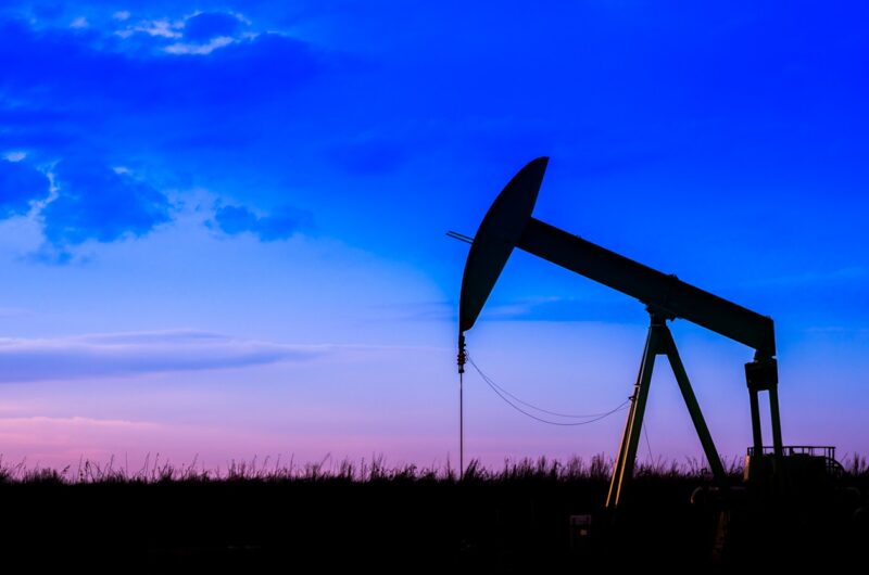 Китай інвестує $1 млрд у нафтовидобуток Венесуели