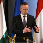 Угорщина та Сербія прискорять будівництво нафтопроводу - Сіярто