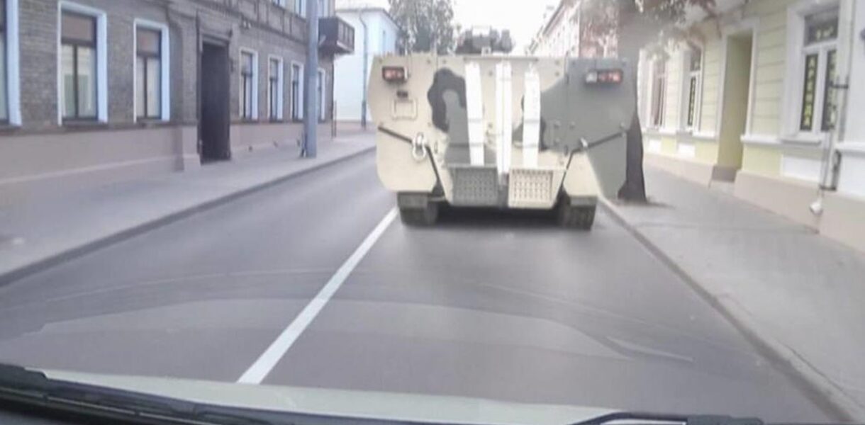 В Білорусі зафіксували новітній російський БТР-22