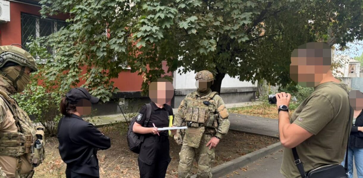У Дніпрі затримано організаторів виїзду військовозобовʼязаних до Європи