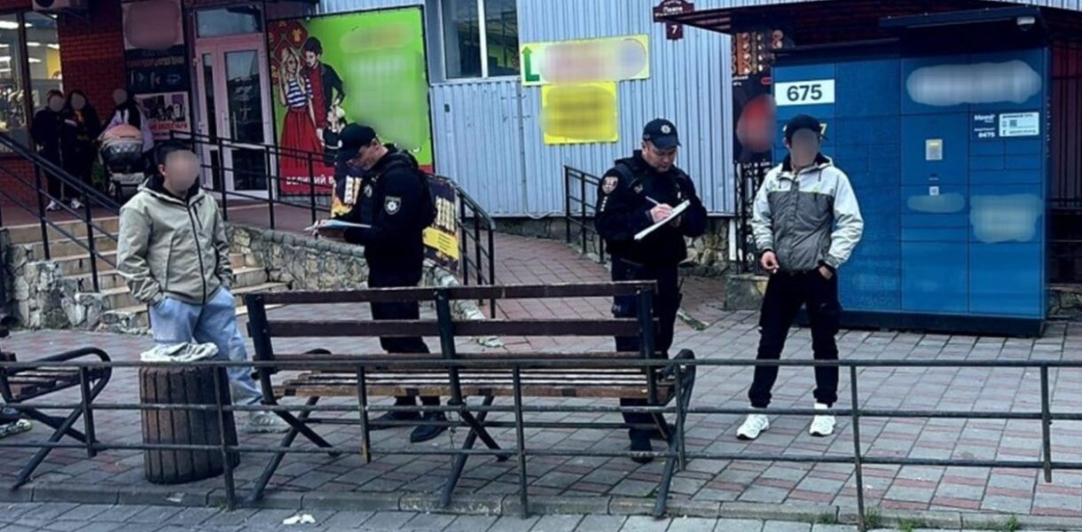 У Вінниці сталася стрілянина біля торгового центру
