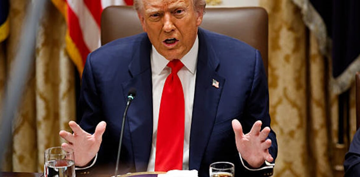 Трамп: Четвертий рік. Путін мав виграти за тиждень