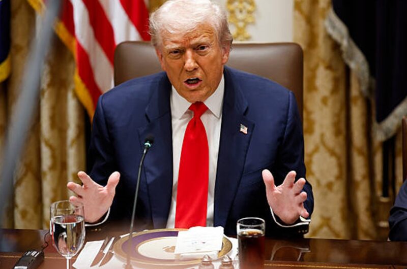 Трамп: Четвертий рік. Путін мав виграти за тиждень