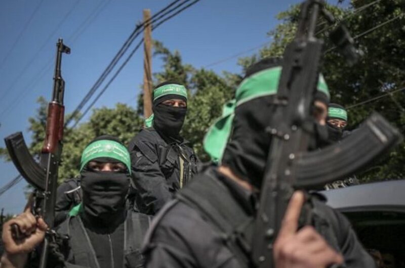 У Газі бойовики ХАМАС влаштували публічну страту - CNN