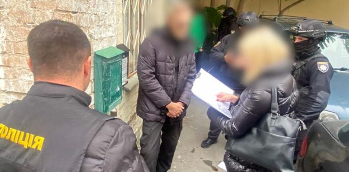 Затримано керівника громадської організації за привласнення коштів