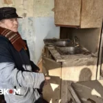 Росіяни розбомбили у Києві квартиру хорового диригента, який пережив блокаду Ленінграда (фото, відео)