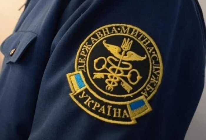 Фальшиві EUR1 на поток: як одна фірма з Луцька "Велкрафт" прокрутила понад 100 підроблених сертифікатів і не заплатила мільйони митних платежів