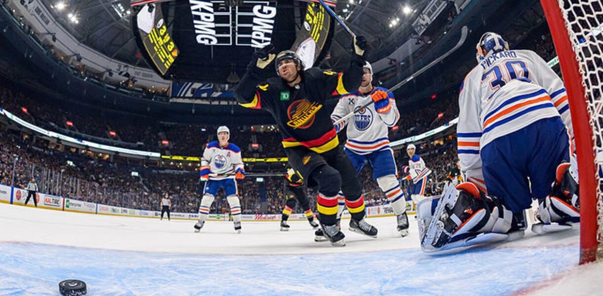 НХЛ: Ванкувер і Калгарі святкують перемоги