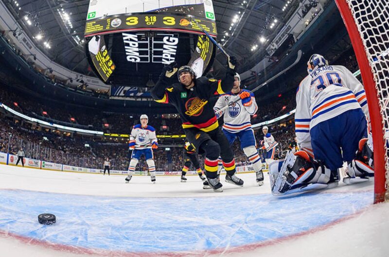 НХЛ: Ванкувер і Калгарі святкують перемоги