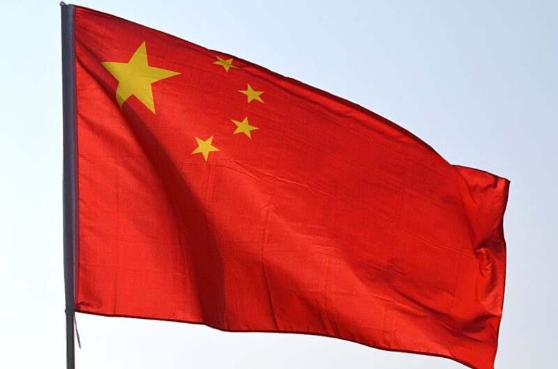 Китай дозволив експорт товарів подвійного призначення для оборонки США