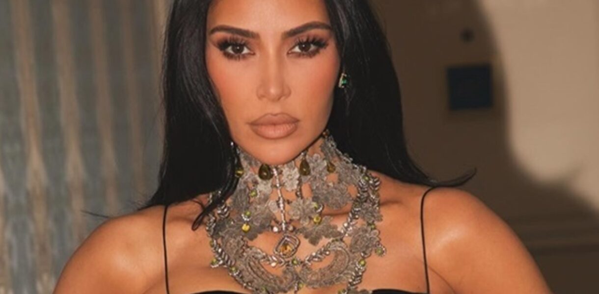 Кім Кардаш’ян провалила адвокатський іспит і звинуватила екстрасенсів