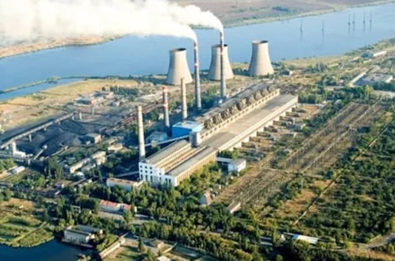 На окупованій Донеччині вибухи і пожежа на ТЕС