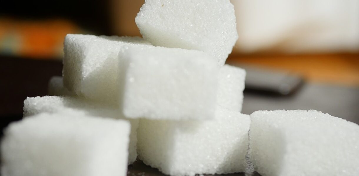 Українські заводи виробили 880 тисяч тонн цукру