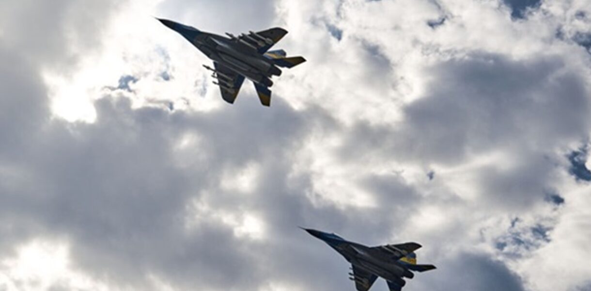 Повітряні сили показали роботу техніків F-16