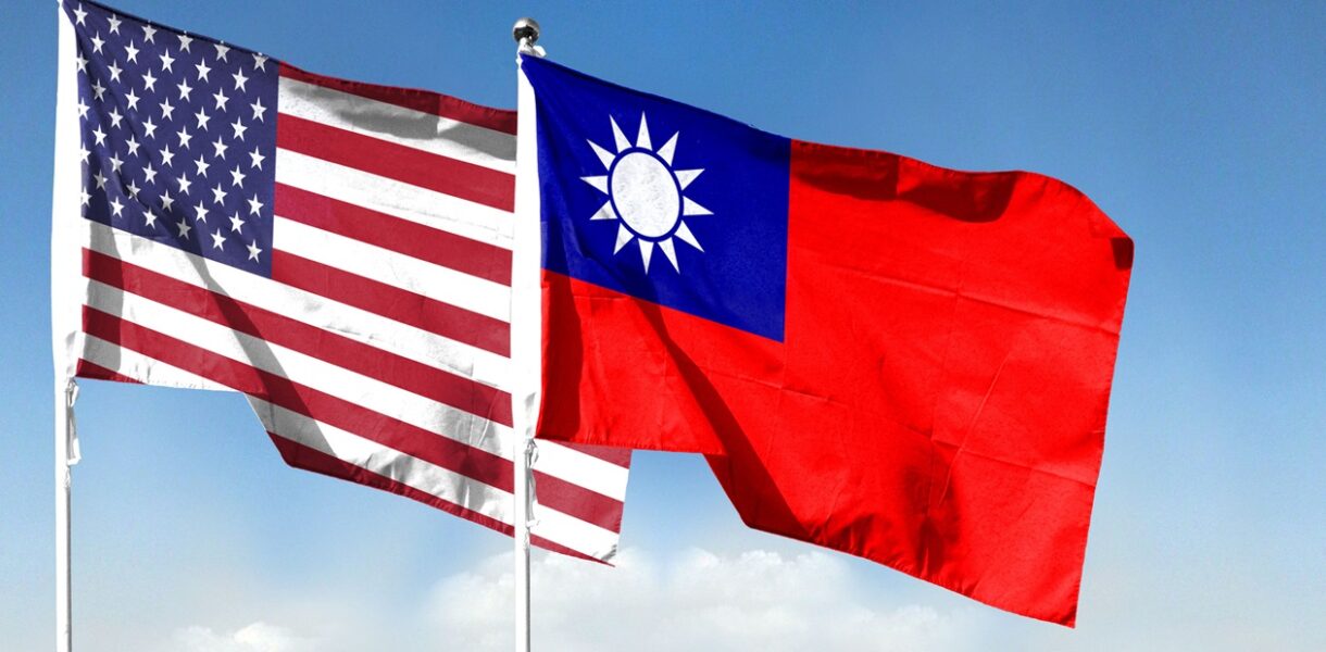 США відновили постачання зброї Тайваню