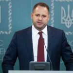 FT: Обшуки у Єрмака проводять у межах справи про корупцію в енергетиці