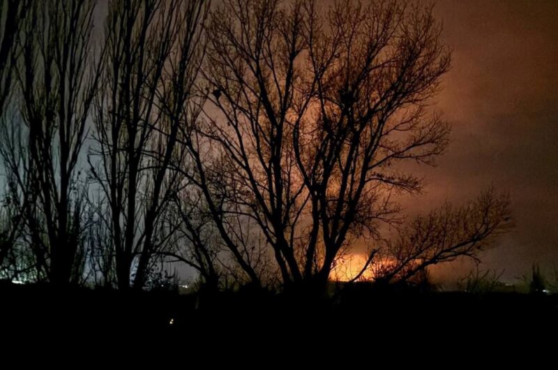 Окупований Донецьк у пітьмі: БпЛА атакували підстанції