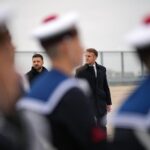 Зеленський прибув у Париж і зустрівся з Макроном