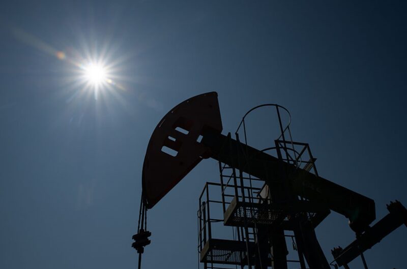 Знижки на російську нафту в Індії зросли до $6 через санкції США