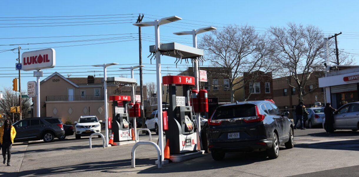 В США Лукойл змушений працювати лише з дрібними банками - ЗМІ