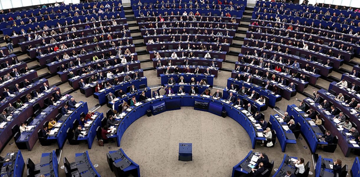 Європарламент прискорив розгляд "репараційного кредиту" Києву