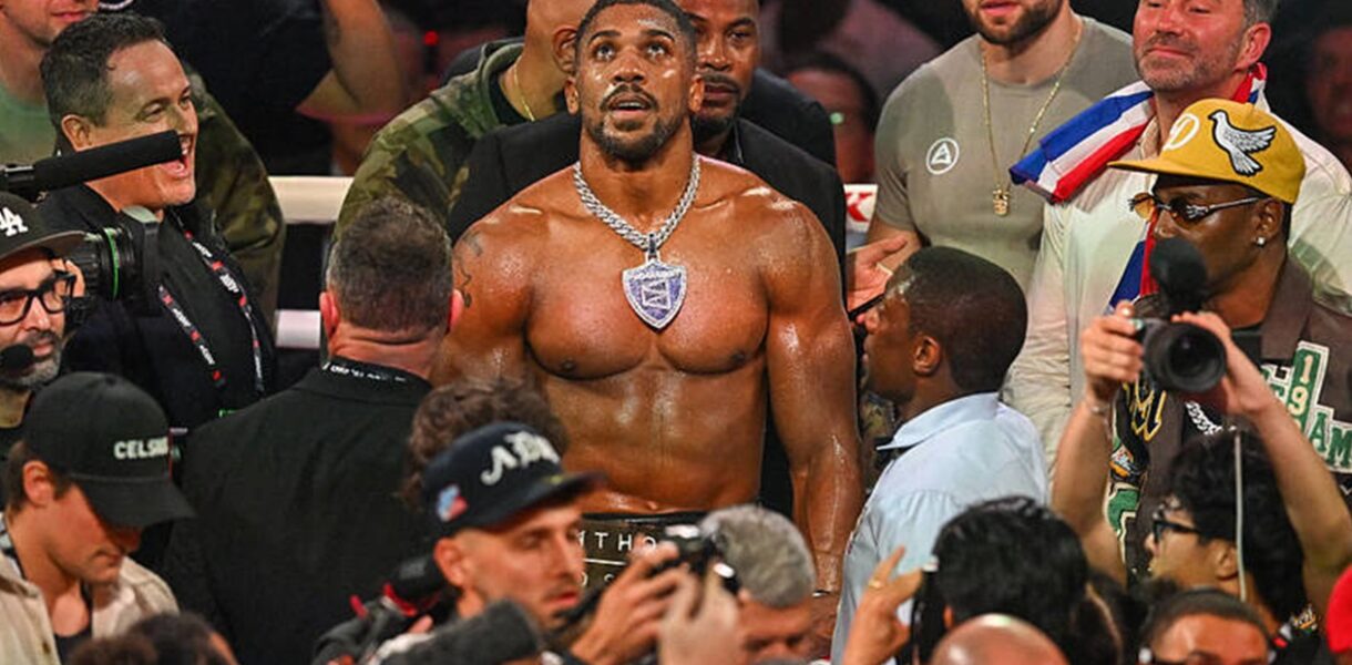 Джошуа відправив Пола в нокаут у шостому раунді