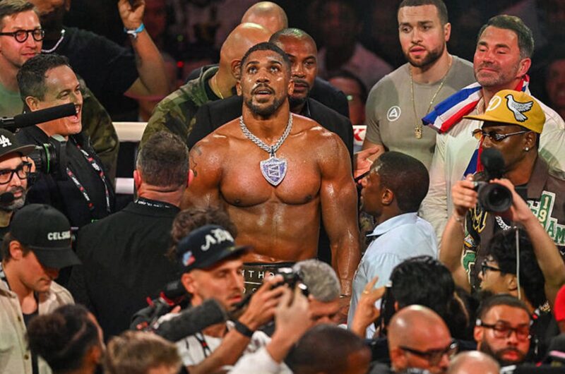 Джошуа відправив Пола в нокаут у шостому раунді