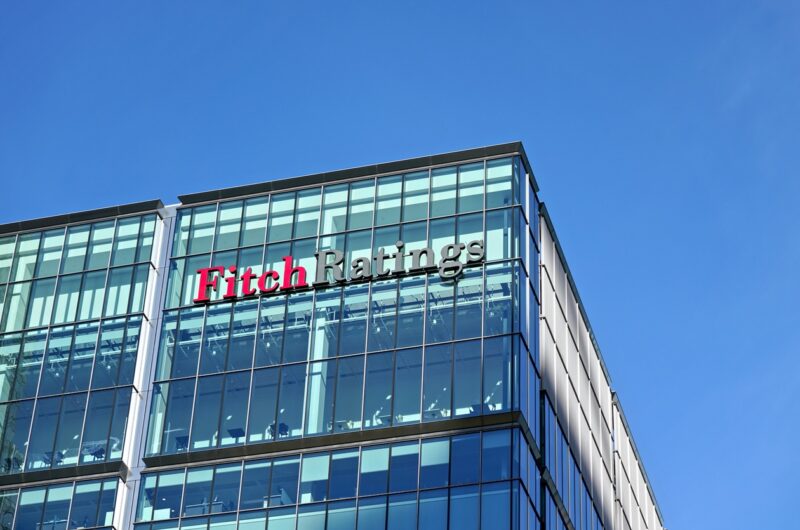 Fitch підвищив кредитний рейтинг України