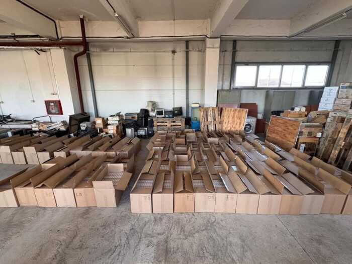 Європейські правоохоронці розкрили деталі схеми контрабанди 60 тисяч пачок сигарет, вилучених у Румунії