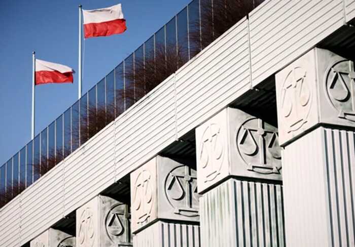 Прийшов із запискою про Путіна та малюнком геніталій: у Польщі розглядають справу росіянина, обвинуваченого у шпигунстві