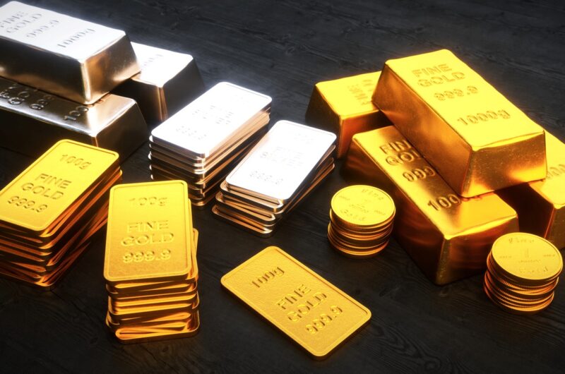 Срібло і золото завершують рік із рекордним зростанням