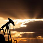 Ціни на нафту почали зростати після рекордного падіння - ЗМІ