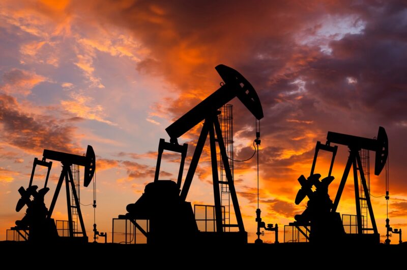 Нафта продовжила падіння на початку 2026-го