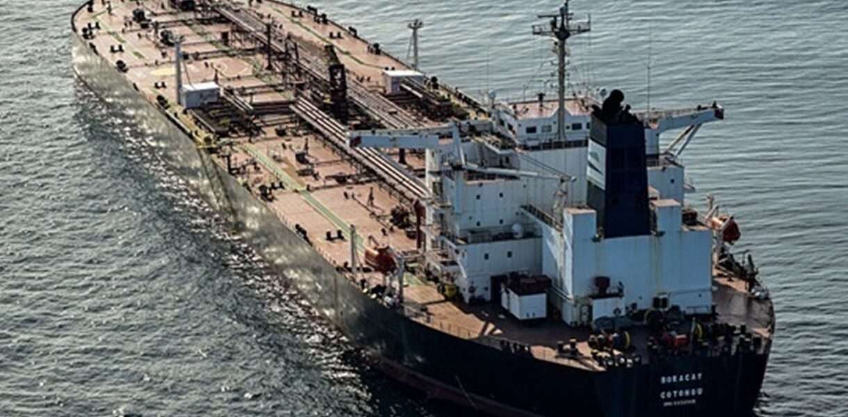 Попри блокаду США: з Венесуели тихо вийшов десяток танкерів з нафтою