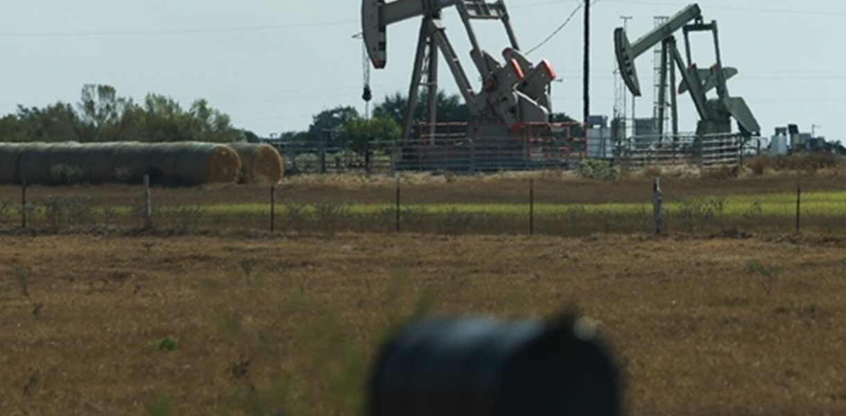 Ціни на нафту зросли через побоювання щодо постачань з Ірану