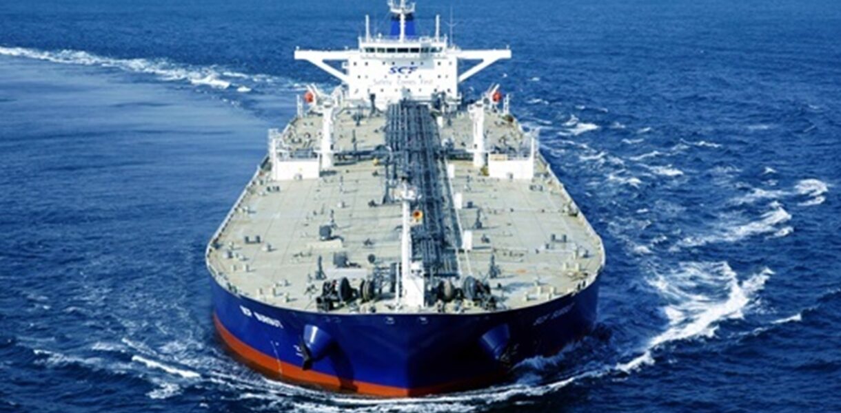 Російська нафта продовжує накопичуватися у морі через проблеми зі збутом